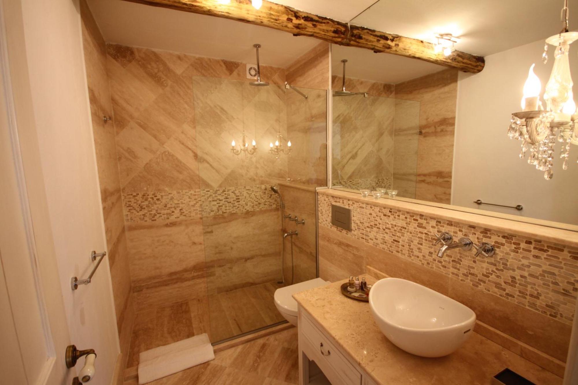 Luce Design Hotel - Special Category Alaçatı Bilik gambar