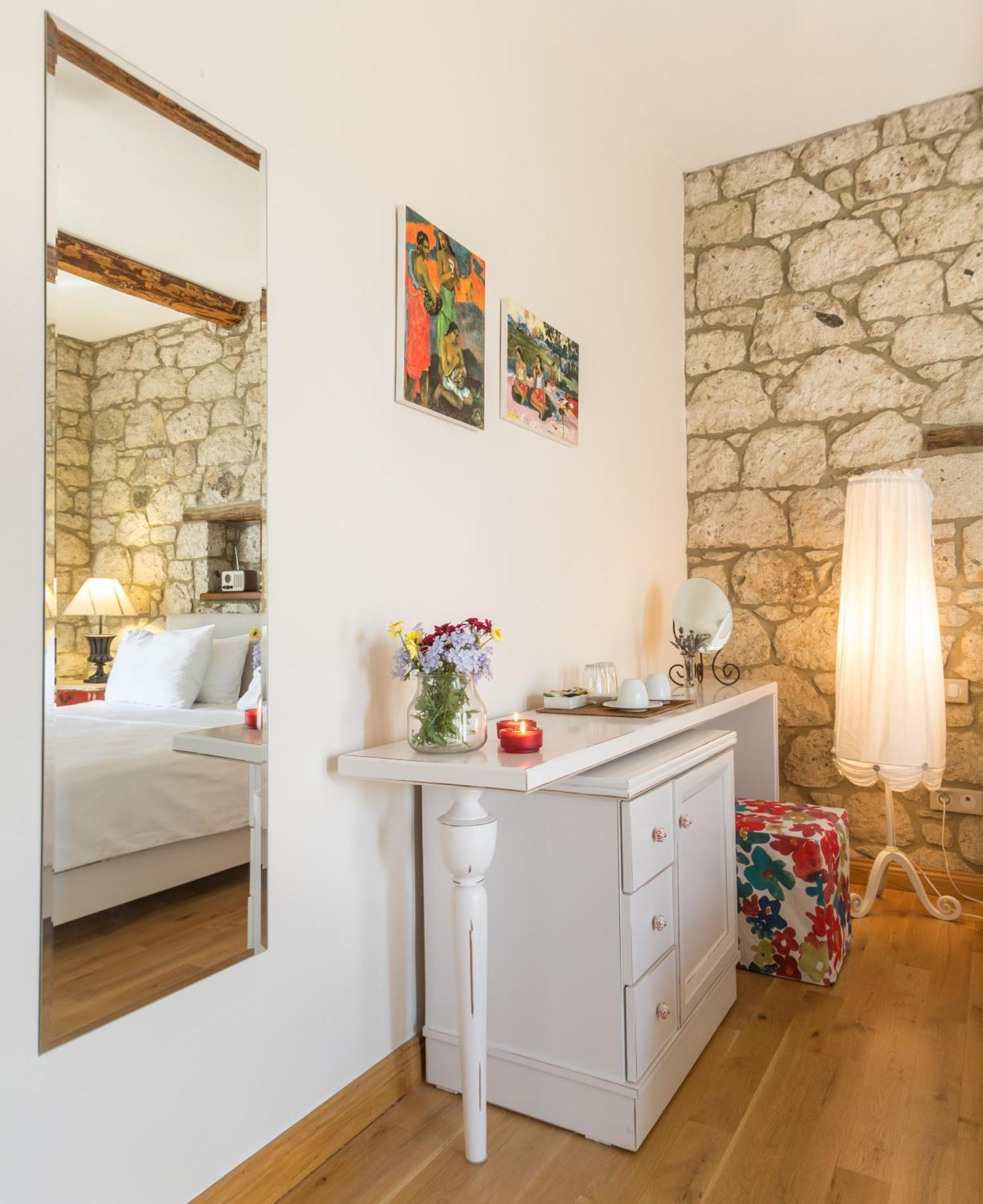 Luce Design Hotel - Special Category Alaçatı Bilik gambar