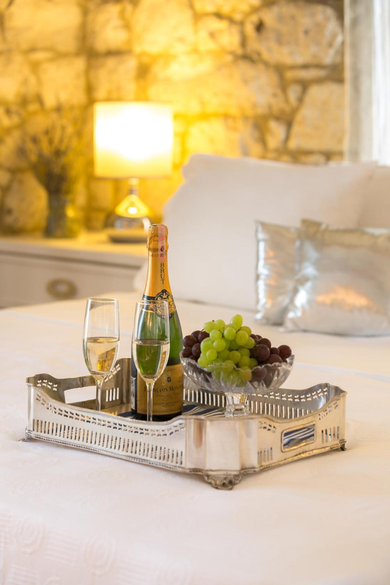 Luce Design Hotel - Special Category Alaçatı Bilik gambar